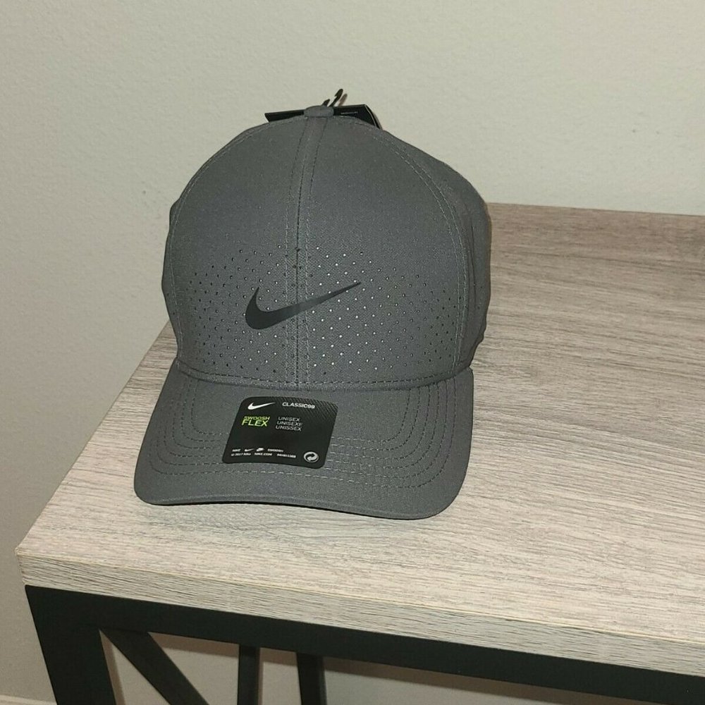 Nike Drifit AeroBill Classic 99 Golf Flex small/me - Picture 2 of 6
